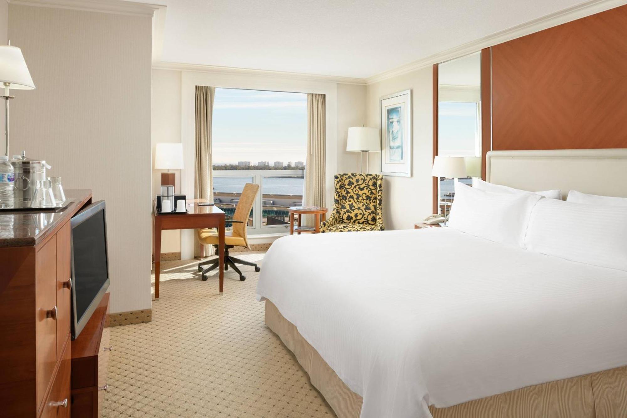 Marriott Gaslamp Quarter 4*